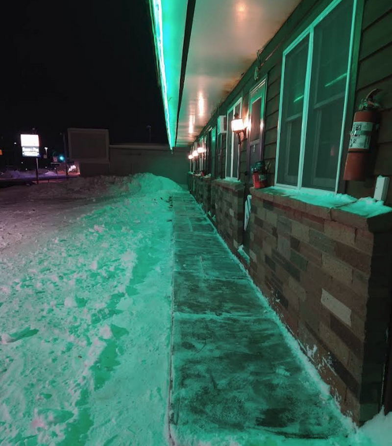 Advance Motel - Web Listing (newer photo)